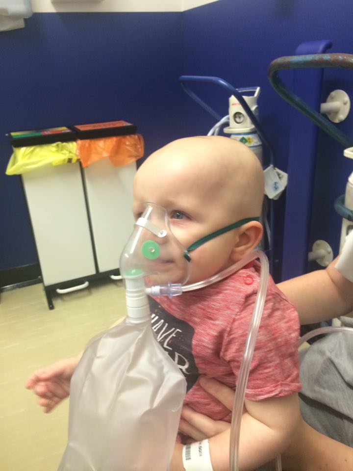 Non-rebreathe face mask (connected to a supply of oxygen at 15 L/min)